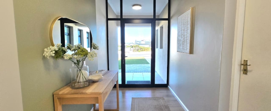 3 Bedroom Property for Sale in Kleinbaai Western Cape